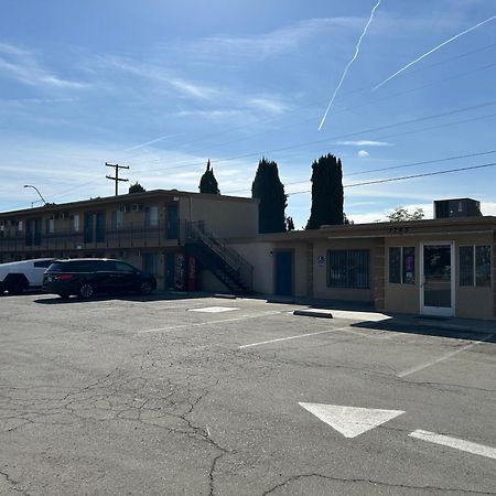 Motel 6 Selma, Ca מראה חיצוני תמונה