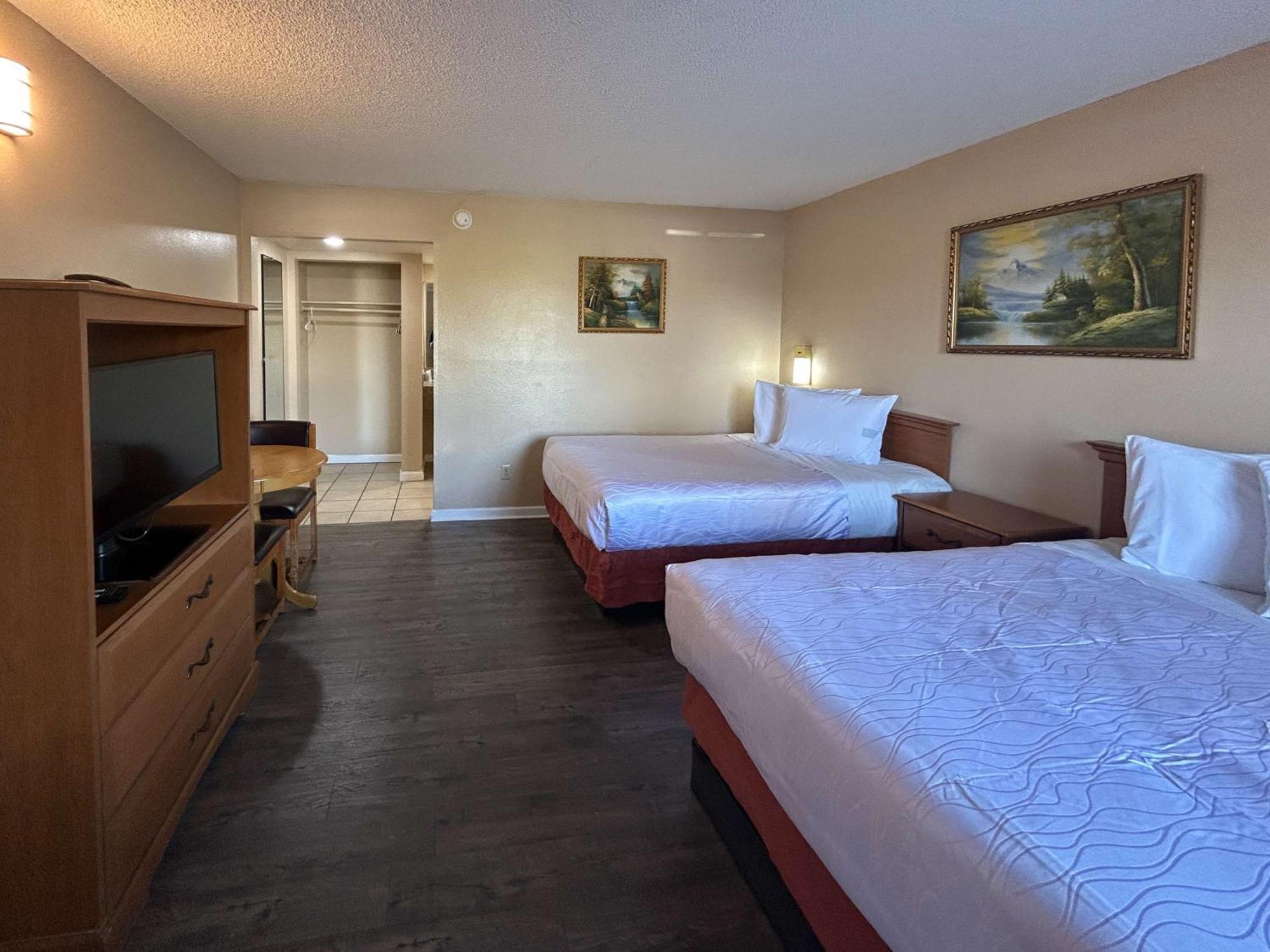 Motel 6 Selma, Ca מראה חיצוני תמונה