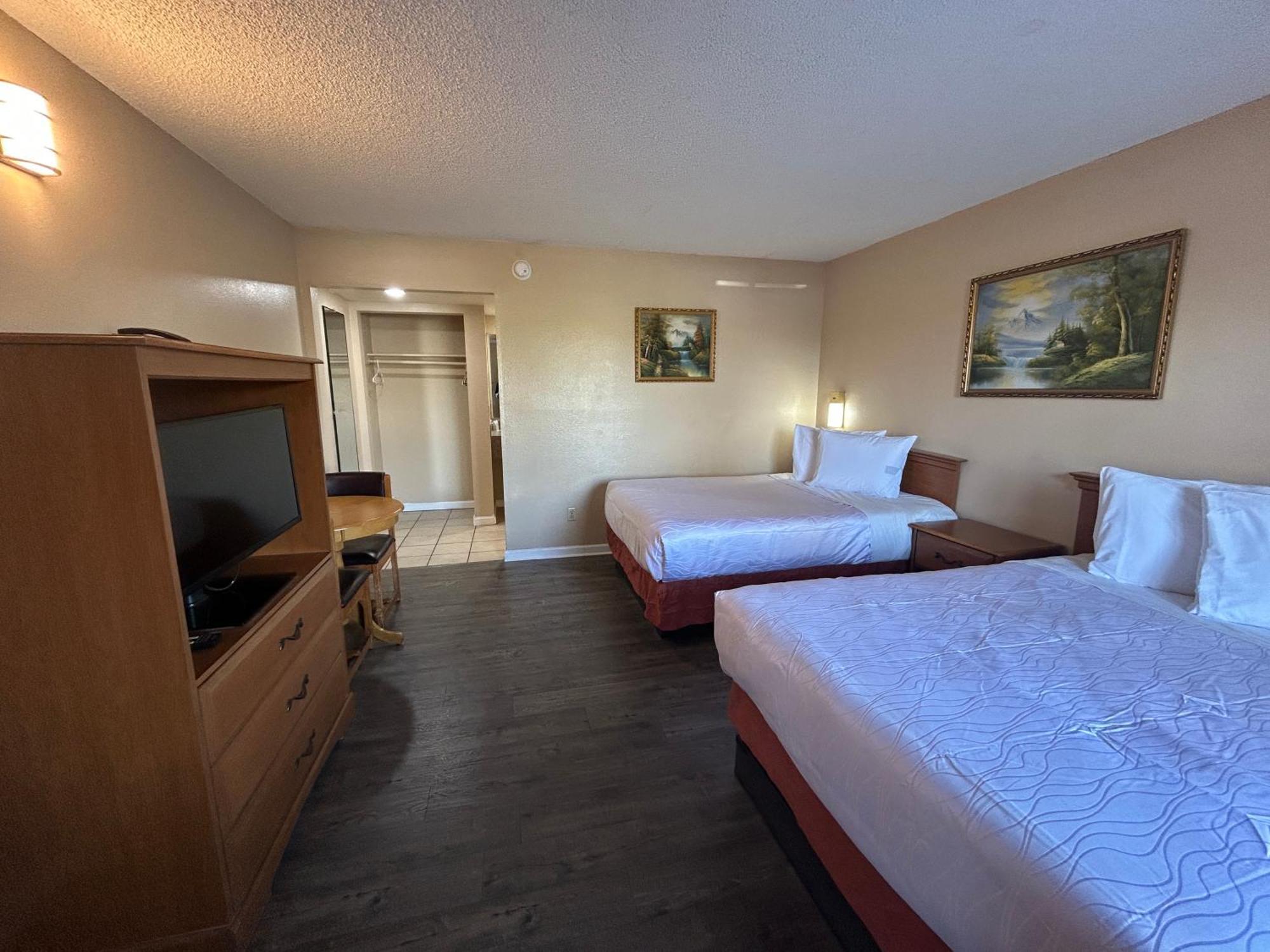 Motel 6 Selma, Ca מראה חיצוני תמונה